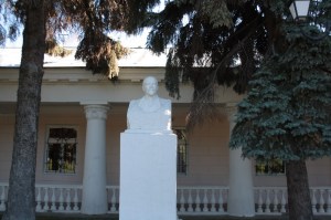 Busto de Lenin. En casi todas las grandes ciudades en Rusia se puede encontrar una estatua dedicada a Lenin