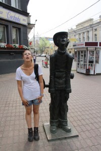 Homenaje al mochilero