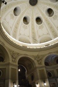 Rotonda en la escuela de equitación española