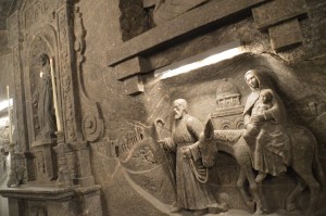 Relieve en la iglesia. No chuparle las orejas al asno!