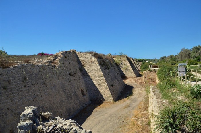Muros de Cesarea - Cesarea walls