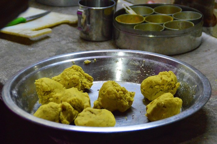 baati antes de la cocción - baati before being cooked