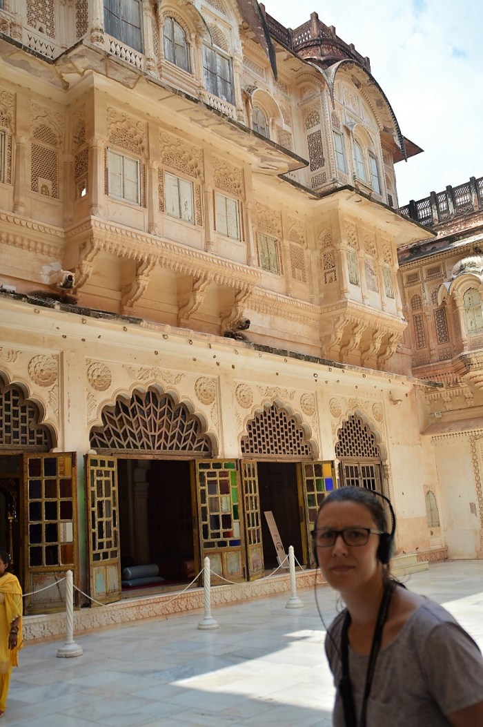 Sigo escuchando - Im still listening