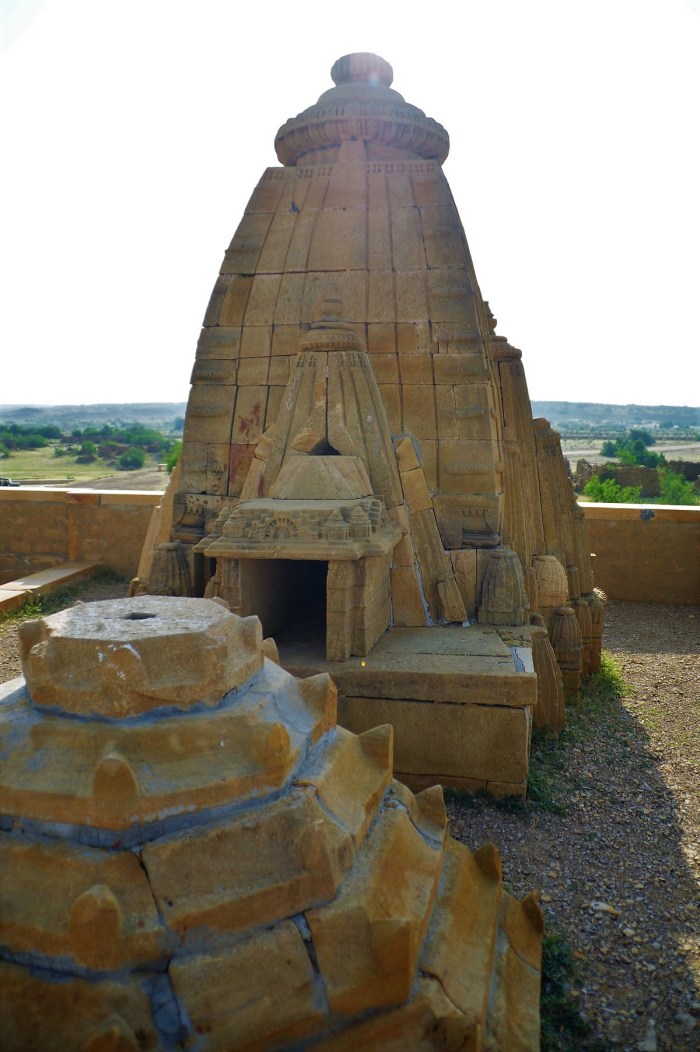 Restos de la ciudad abandonada - Rests of the abandoned city